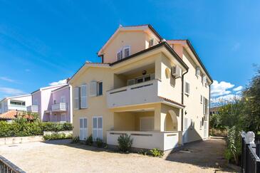 Apartments with parking space Malinska, Krk - 19371