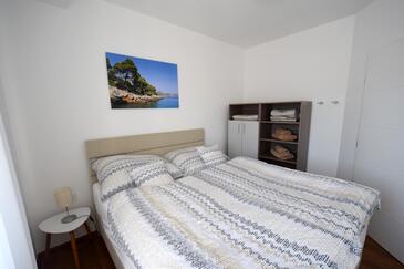 Ferienwohnungen mit Parkplatz Malinska, Krk - 19374