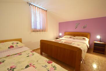 Apartments with parking space Čižići, Krk - 19375