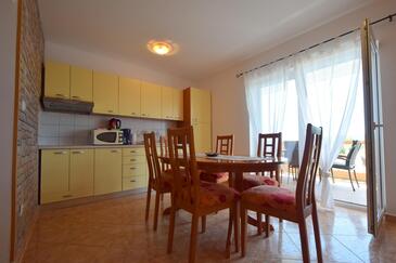 Lejlighedens parkeringsplads Cizici, Krk - 19375