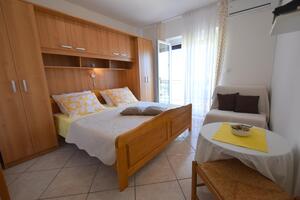 Studio flat Malinska Studio flat Malinska, Krk (AS-19381-c)
