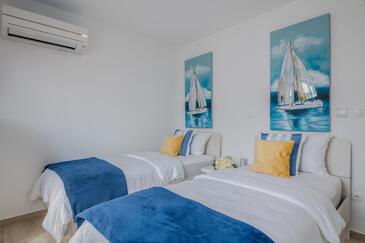 Apartmanok parkolóhellyel Vantacici, Krk - 19382