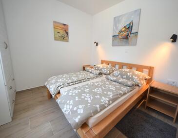 Apartmanok parkolóhellyel Vantacici, Krk - 19387