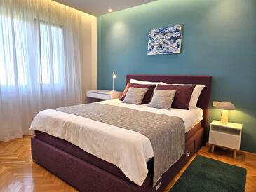 Apartments by the sea Malinska, Krk - 19392