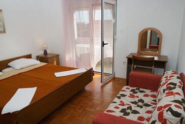 Ferienwohnungen mit Parkplatz Privlaka, Zadar - 19393