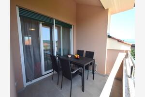 Two bedroom apartment Čižići, Krk (A-19405-b)