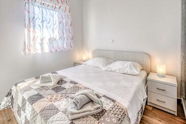 Apartments with parking space Čižići, Krk - 19405