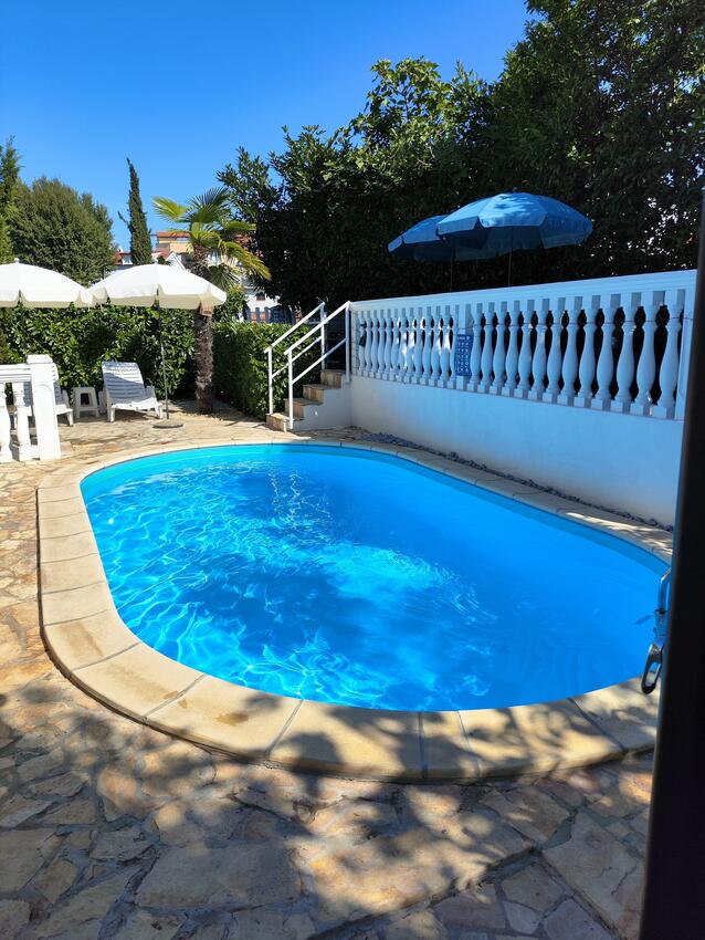 Giardino - Appartamenti con piscina per famiglie Malinska, Veglia - Krk