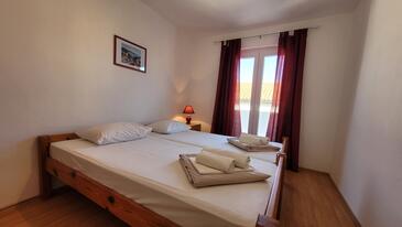 Apartments with parking space Omišalj, Krk - 19410