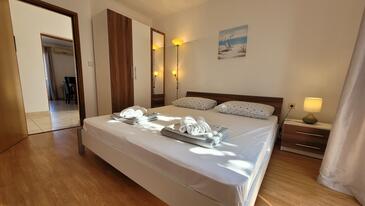 Apartmaji s parkingom Omišalj, Krk - 19410 Adriatic.hr