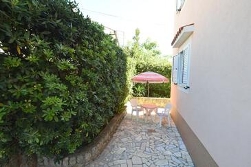 Egyszobás apartman Njivice, Krk (A-19411-a(