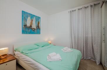 Apartments with parking space Čižići, Krk - 19417