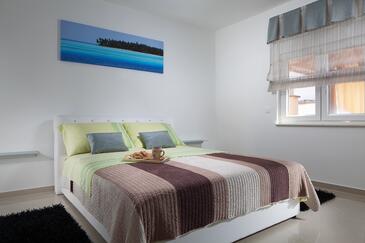 Apartments by the sea Vir - 19419