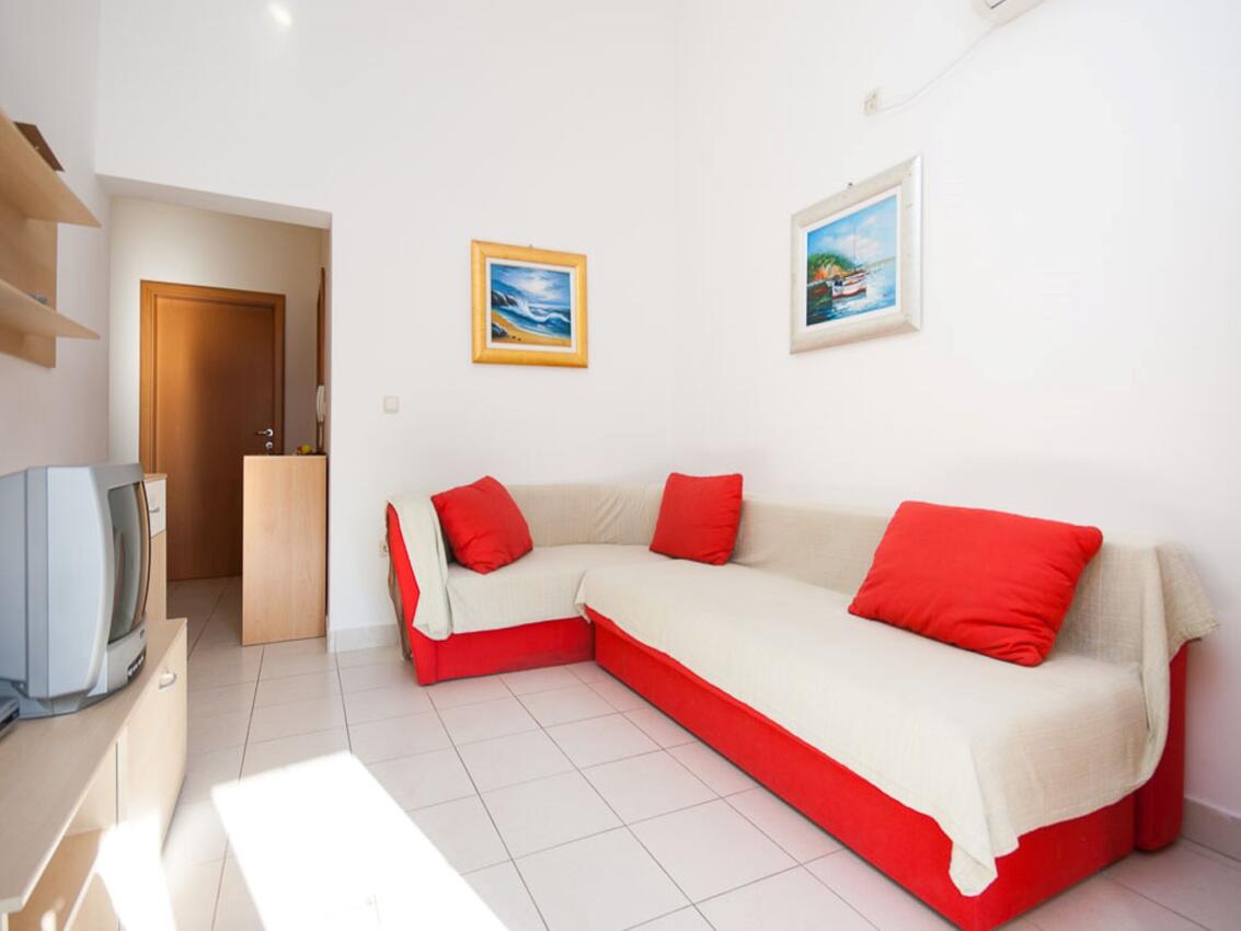 Apartmani s parkingom Baška, Krk - 19433