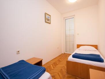 Apartmani s parkingom Baška, Krk - 19433