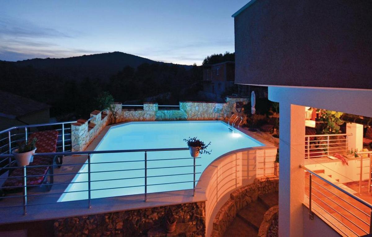 Haus mit Pool für Familien Vinisce, Trogir - 19451