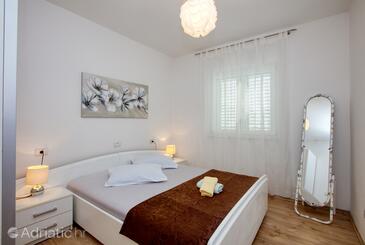 Apartments with parking space Stupin Čeline, Rogoznica - 19462