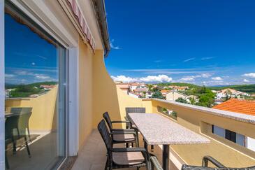 Apartmaji s parkingom Kornić, Krk - 19463