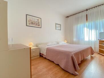 Apartmanok a tenger mellett Novigrad - 19475