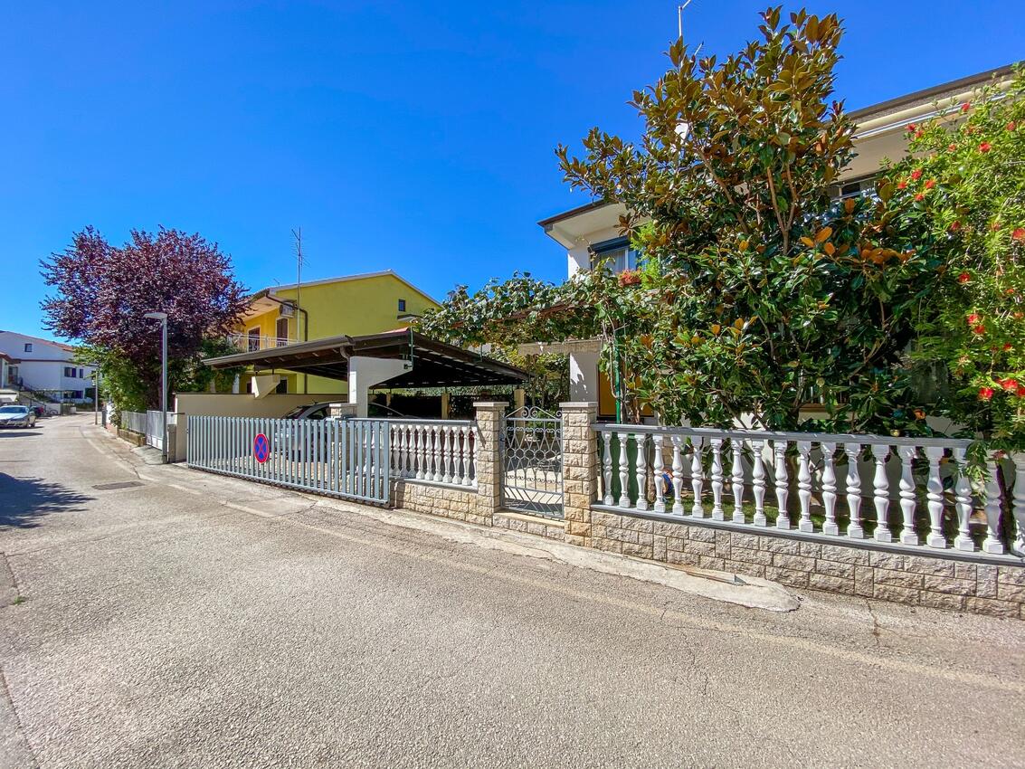 Alloggio - Appartamenti accanto al mare Novigrad