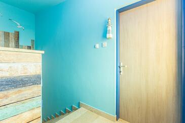 Apartmani i sobe uz more Baška, Krk - 19497