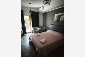 Cameră Rovinj (S-19499-f(