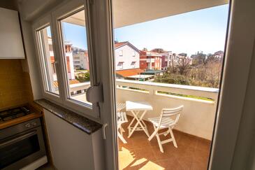 Ferienwohnungen mit Parkplatz Baska, Krk - 19512