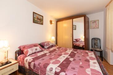 Appartamenti accanto al mare Baska, Veglia - Krk - 19517