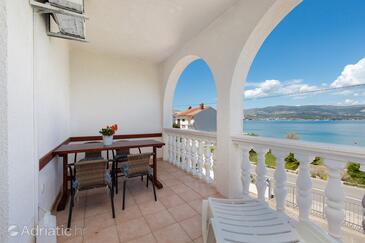 Apartments by the sea Arbanija, Čiovo - 19527