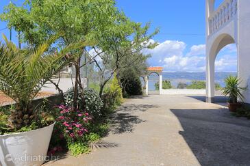 Apartments by the sea Arbanija, Čiovo - 19527
