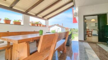 Ferienwohnungen mit Parkplatz Novigrad - 19556