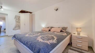 Apartmanok parkolóhellyel Novigrad - 19557