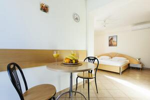 Studio flat Jezera Studio flat Jezera, Murter (AS-19561-c)