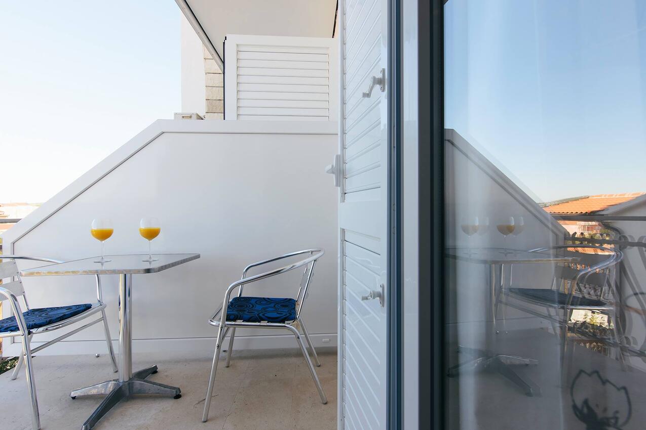 AS-19561-d - Private accommodation - Apartments with a parking space Jezera, Murter