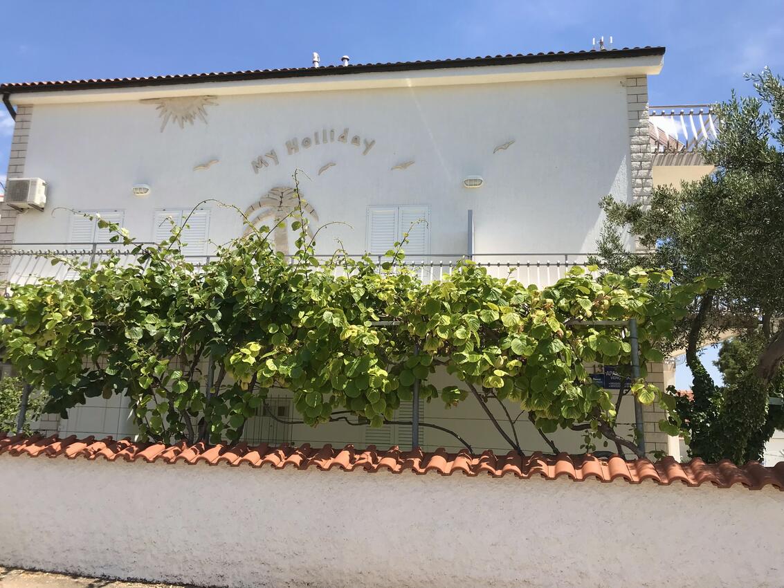 Property - Apartments with a parking space Jezera, Murter