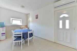 Three bedroom apartment Vir (A-19562-a)