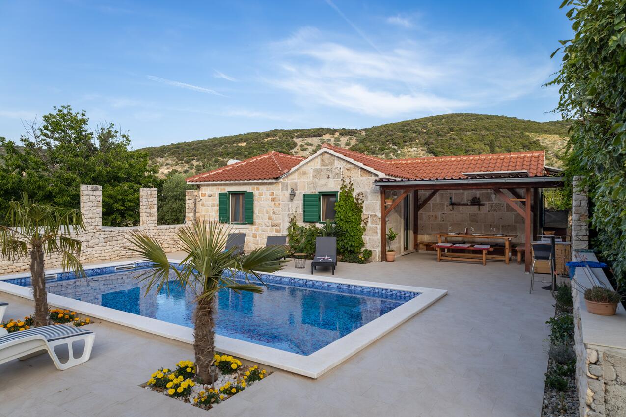Casa con piscina per famiglia Postire - Postira, Brazza - Brač - 19563