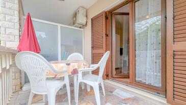 Ferienwohnungen mit Parkplatz Novigrad - 19571