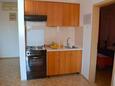 Vodice, Kitchen in the apartment, (pet friendly) and WiFi.