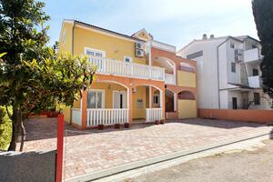 Apartmani s parkingom Vodice - 19577