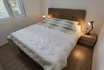 Lägenheter vid havet Ugljan - 19580