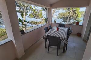 Three bedroom apartment Ugljan (A-19580-a)