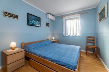 Apartmanok parkolóhellyel Baska, Krk - 19585