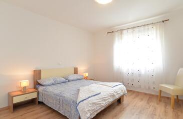 Leiligheter med basseng som passer for familier med barn Fazana - 19596