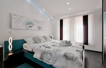 Family friendly house with a swimming pool Fažana - 19597