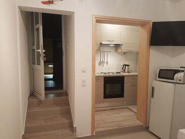 Apartamentos com varanda Jelsa, Dalmácia Central