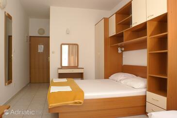 Apartmány s parkovištěm Nemira, Omiš - 19635