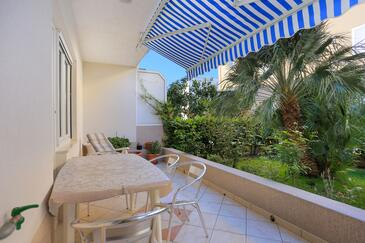 Trosoben apartma Podstrana, Split (A-19638-a(