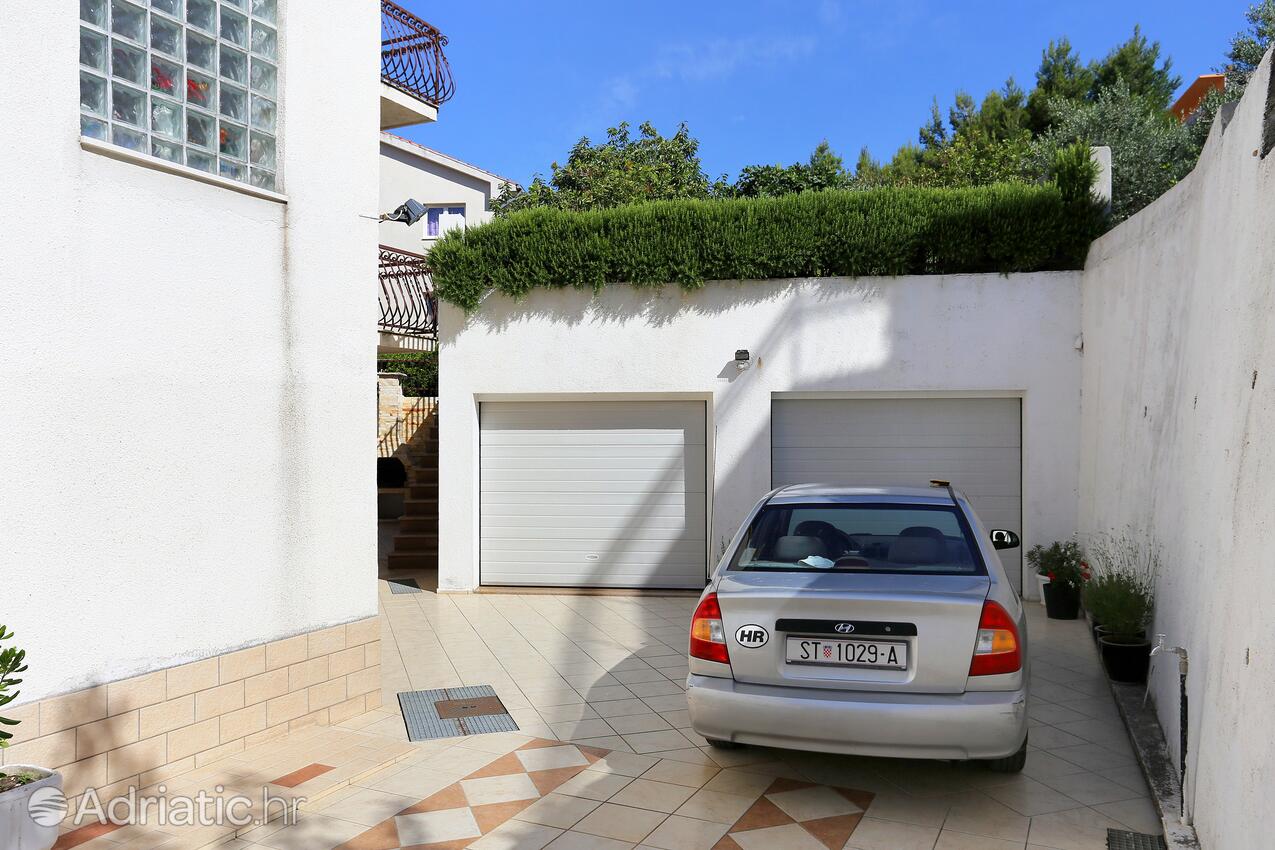 Parcheggio - Appartamenti con parcheggio Podstrana, Spalato - Split