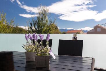 Egyszobás apartman Baska, Krk (A-19674-a(